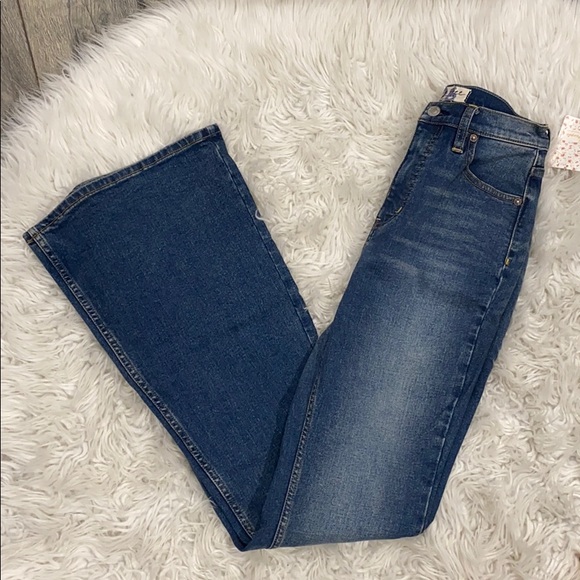 NEW • Free People • CRVY Robin High Rise Jeans 26 - Picture 7 of 9